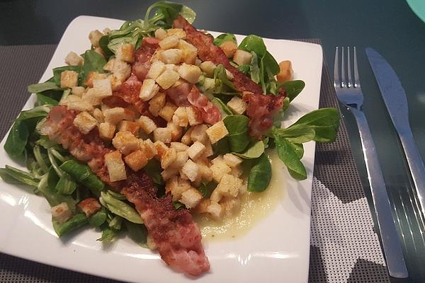 Lamb`s Lettuce with Potato Dressing, Bacon and Croutons