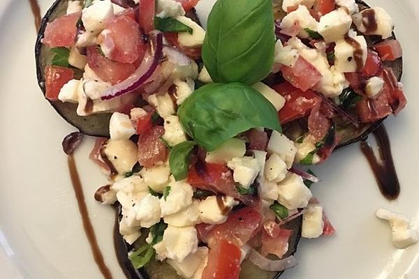 Low-carb Bruschetta with Eggplant
