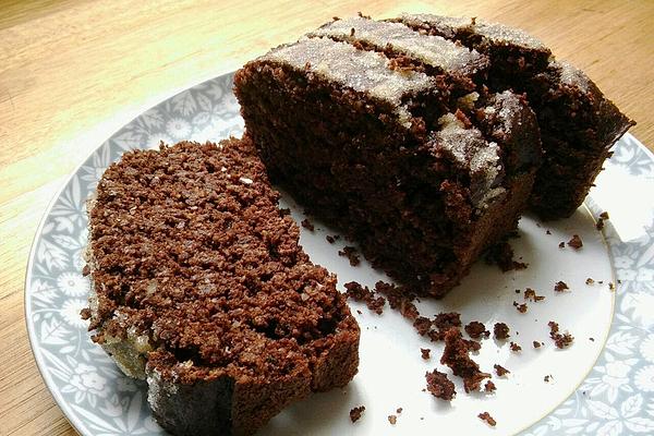 Low-carb Chocolate-nut Cake with Topping