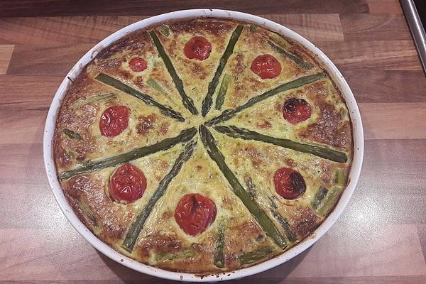Low-carb Quiche with Green Asparagus and Wild Garlic