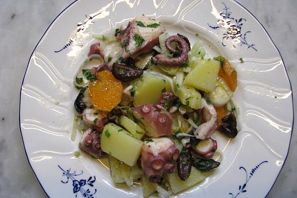 Lukewarm Octopus Salad with Potatoes