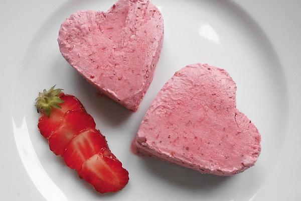 Marbled Strawberry and Mascarpone Ice Cream