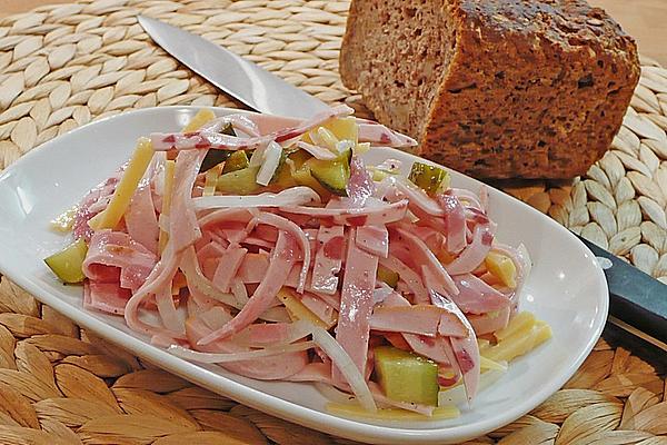Meat Salad with Vinegar and Oil