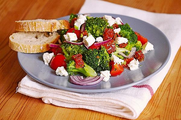 Mediterranean Broccoli Salad