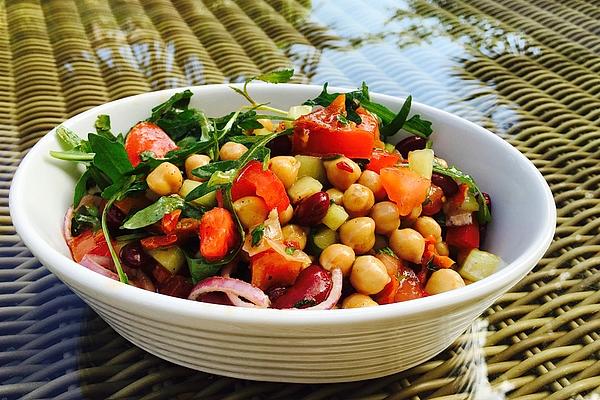 Mediterranean Chickpea Salad