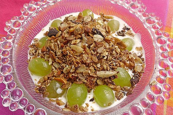 Mickey`s Crunchy Muesli with Many Possible Variations