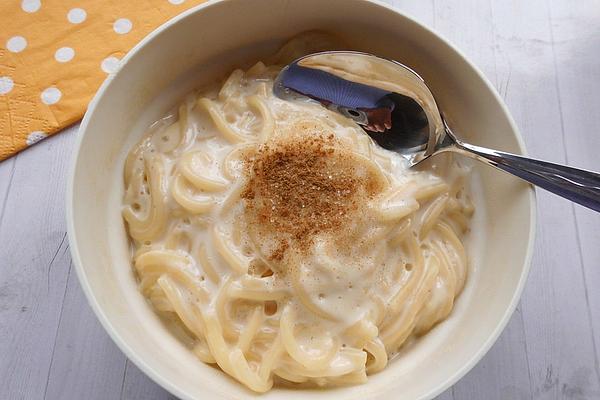 Milk Soup with Noodles
