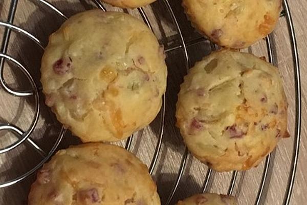 Muffins with Bacon-onions