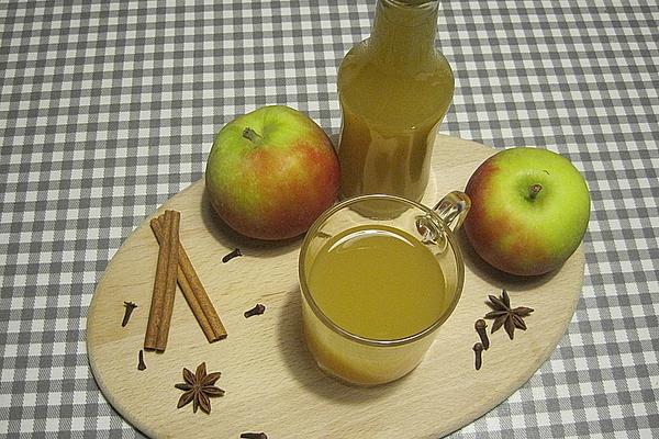 Mulled Apple Wine As Reserve for Cold Season