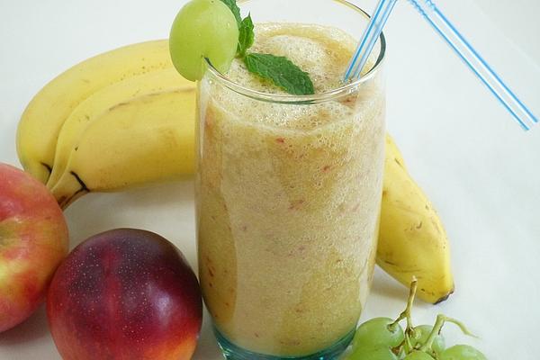 Nectarine and Grape Smoothie