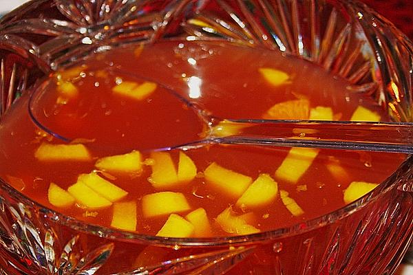 Non-alcoholic Punch with Peach and Tangerine