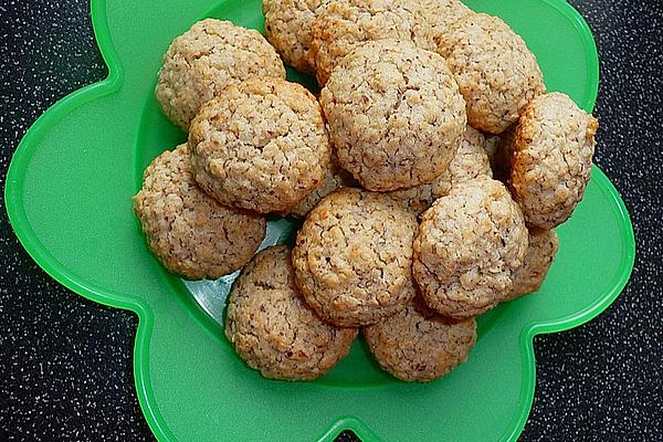 Oat Flakes – Nut Biscuits