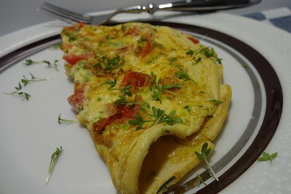 Omelette with Cheese and Tomatoes