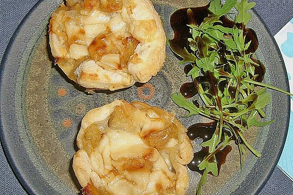 Onion – Pears – Goat Cheese – Tartlets