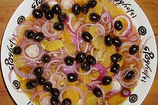 Onion Salad with Oranges and Olives