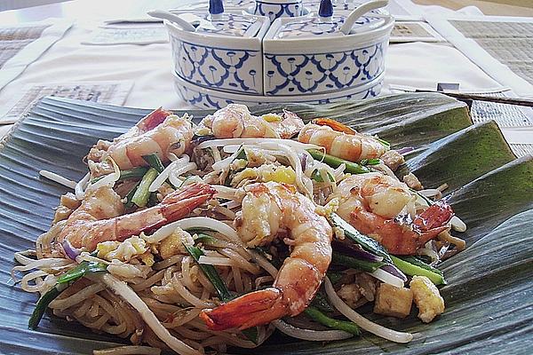 Pad Thai with Prawns