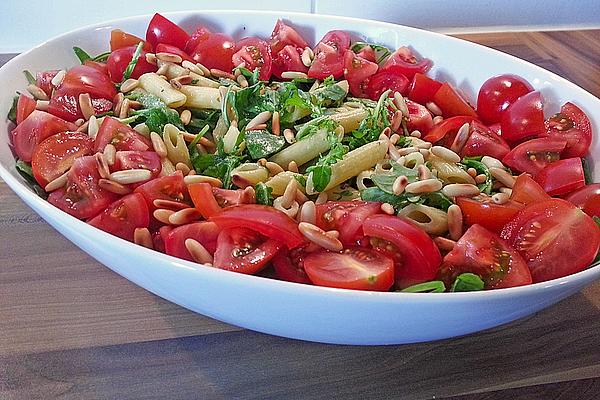 Pasta Salad with Rocket, Tomatoes and Pine Nuts