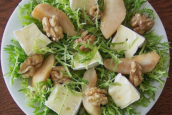Pear Salad with Nuts