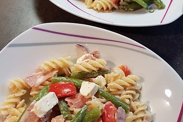 Penne with Green Beans and Feta Cheese