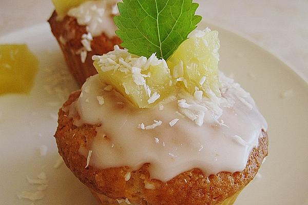 Pineapple-coconut-muffins
