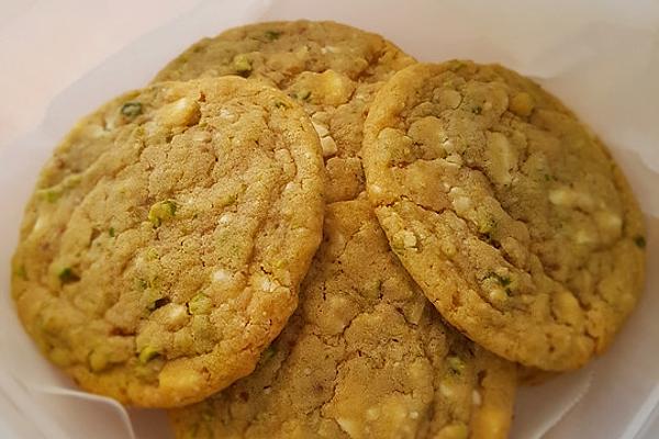Pistachio-lime Cookies