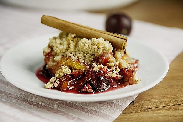 Plum Crumble