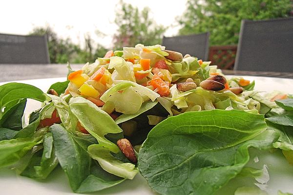 Pointed Cabbage and Carrot Salad
