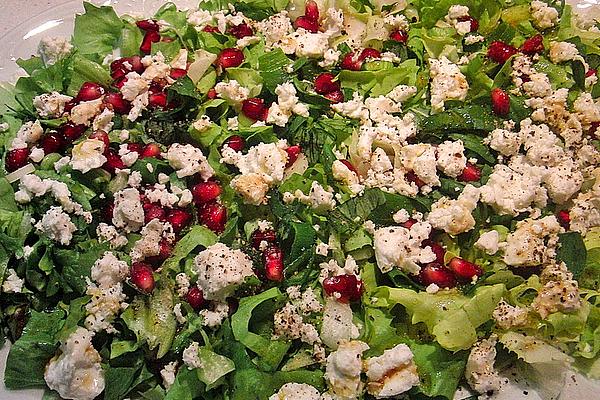 Pomegranate Salad with Goat Cheese