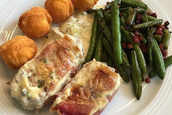 Pork Fillet Baked in Bacon with Cream Cheese Sauce