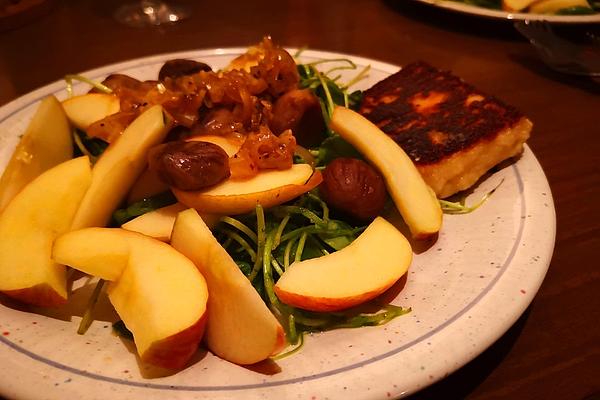 Postelein Salad with Apples and Chestnuts