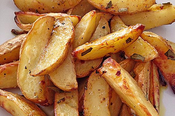 Potato Wedges with Roasted Garlic Dip
