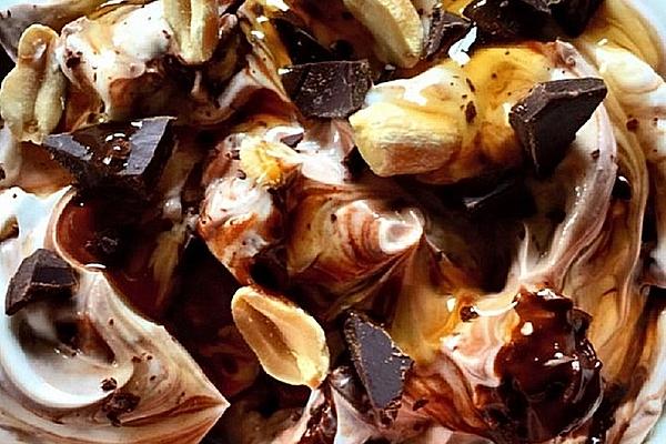 Protein-rich, Clean Snickers Quark
