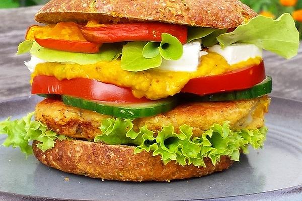 Provencal Red Lentil Burger with Pumpkin Curry Mayo