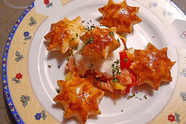 Puff Pastry Stars with Smoked Salmon