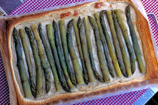 Puff Pastry Tart with Asparagus
