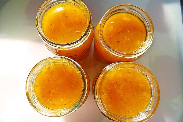 Pumpkin and Pear Jam with Vanilla Stick and Tarragon