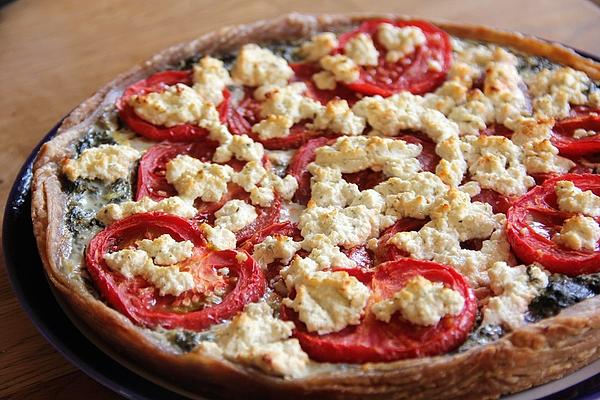 Quiche with Spinach, Tomatoes and Sheep Cheese