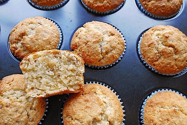 Quick Banana and Nut Muffins