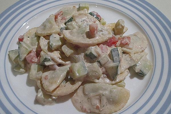 Quick Tortellini Salad with Tomatoes and Cucumber