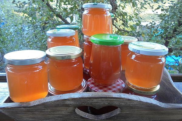 Quince Jelly with Vanilla