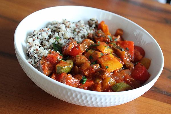 Quinoa with Bell Pepper, Zucchini and Eggplant