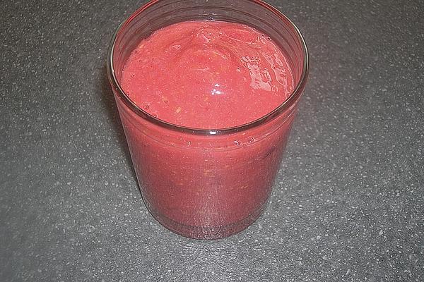 Raspberry and Pear Smoothie