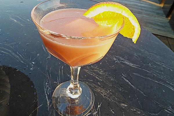 Raspberry – Passion Fruit Cocktail