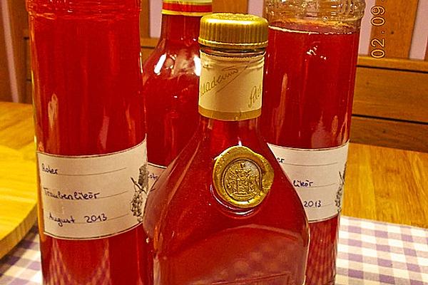 Red Grape Liqueur