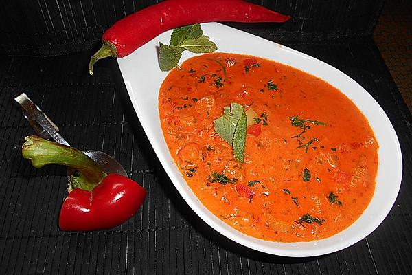 Red Pepper Soup with Minced Meat