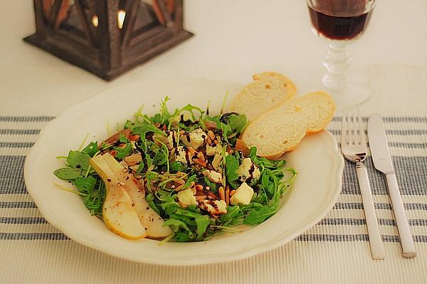 Rocket Salad with Caramelized Pears, Blue Cheese and Pine Nuts