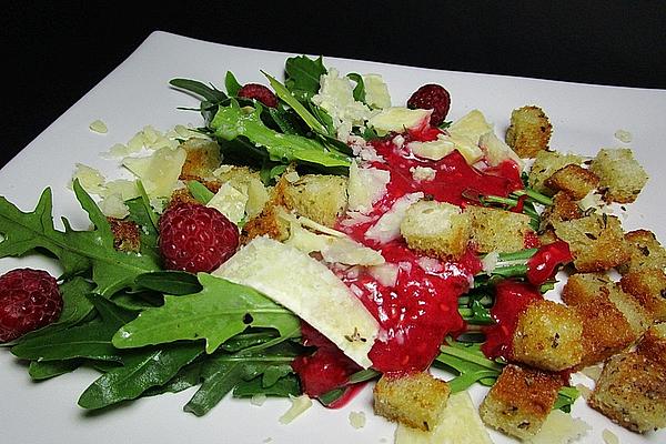 Rocket Salad with Raspberry Dressing