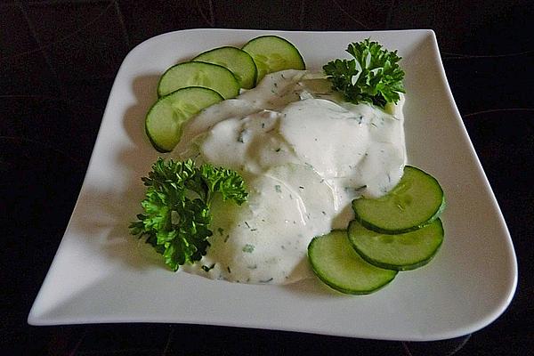 Roros Cucumber Salad with Sour Cream and Chives