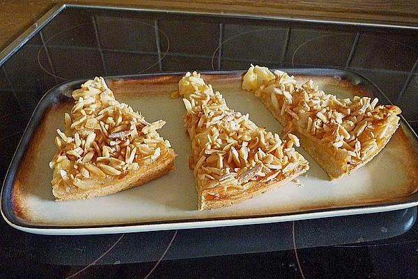 Roros Ingenious Shortcrust Pastry – Apple Pie with Roasted Almond Sticks
