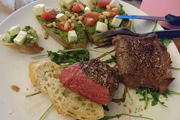 Rump Steak À La Sous-vide with Ciabatta and Rocket Pesto